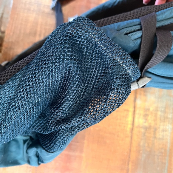 camelbak daystar 18 backpack EUC - Picture 9 of 10